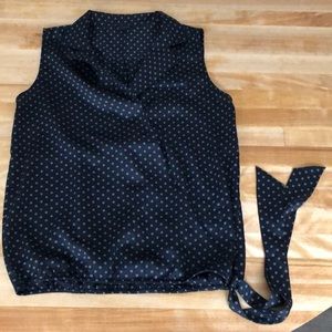 Ann Taylor Black/white dot sleeveless blouse